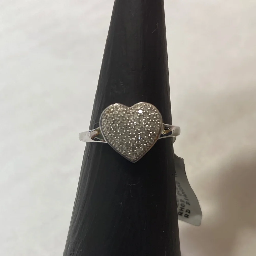 JTV Sterling Silver Heart Diamond accent ring!